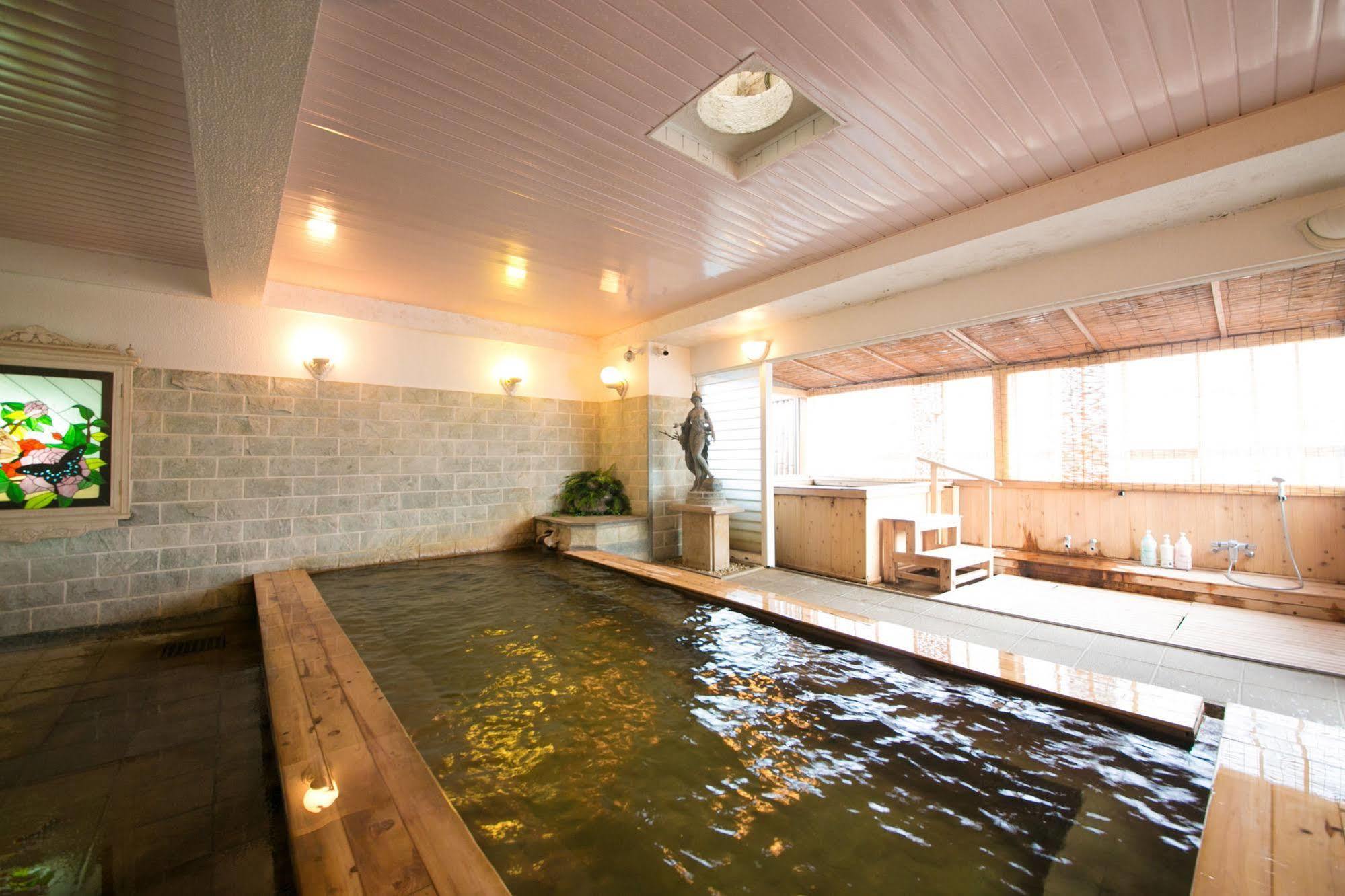 Hotel Housenkaku Beppu Kültér fotó